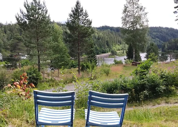 Hagestadhytteutleie Solheim Lodge *